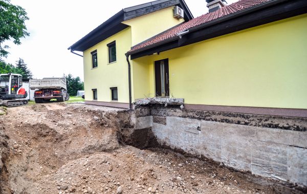Concrete Driveway Lifting